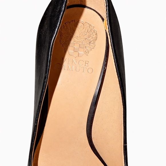Vince Camuto Black Leather Pointed-Toe Pumps - Picture 4 of 6